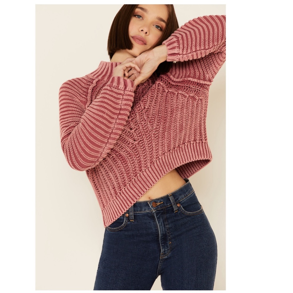 Free People rose colored Sweetheart sweater